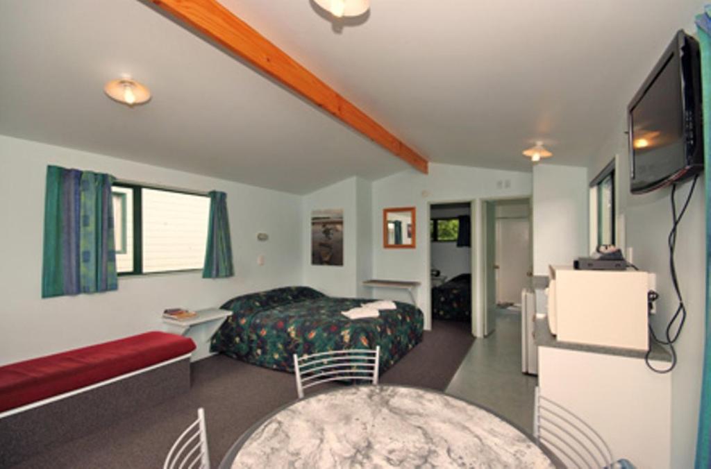 Omokoroa Kiwi Holiday Park Ταουράνγκα Δωμάτιο φωτογραφία