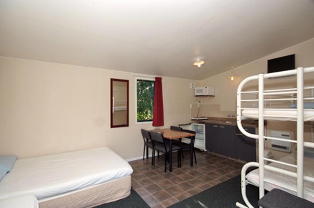 Omokoroa Kiwi Holiday Park Ταουράνγκα Δωμάτιο φωτογραφία