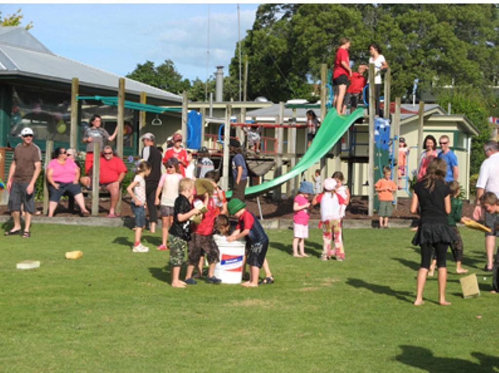 Omokoroa Kiwi Holiday Park Ταουράνγκα Εξωτερικό φωτογραφία